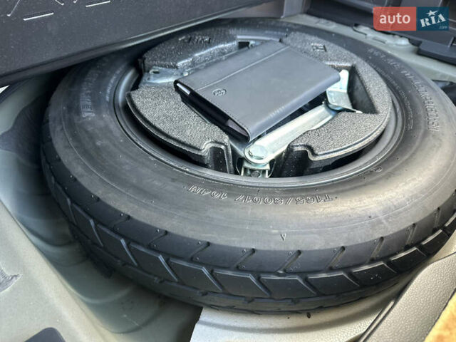 Черный Тойота РАВ 4, объемом двигателя 2.49 л и пробегом 67 тыс. км за 35950 $, фото 119 на Automoto.ua