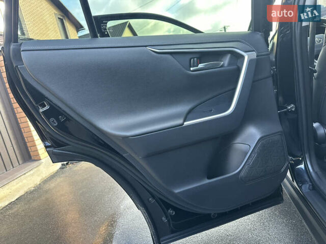 Черный Тойота РАВ 4, объемом двигателя 2.49 л и пробегом 67 тыс. км за 35950 $, фото 91 на Automoto.ua