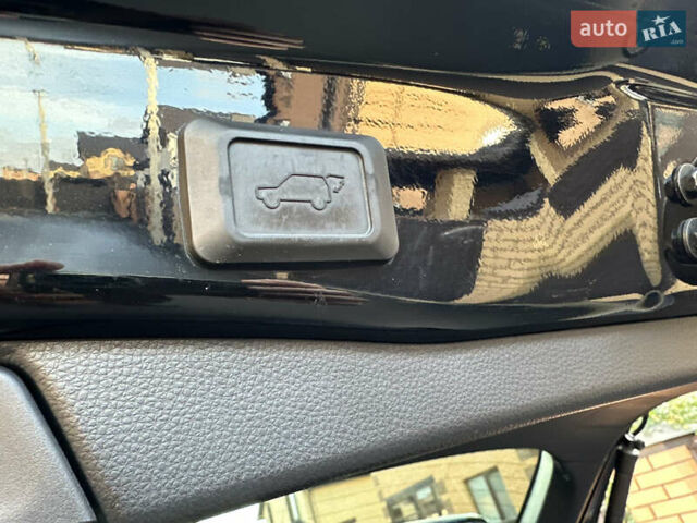 Черный Тойота РАВ 4, объемом двигателя 2.49 л и пробегом 67 тыс. км за 35950 $, фото 113 на Automoto.ua