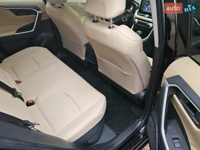 Черный Тойота РАВ 4, объемом двигателя 2.5 л и пробегом 53 тыс. км за 27700 $, фото 18 на Automoto.ua