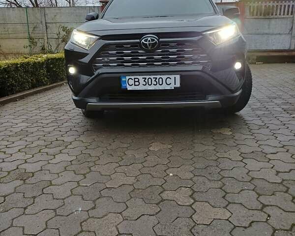 Черный Тойота РАВ 4, объемом двигателя 1.99 л и пробегом 18 тыс. км за 34000 $, фото 2 на Automoto.ua