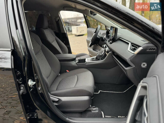 Черный Тойота РАВ 4, объемом двигателя 2.49 л и пробегом 30 тыс. км за 38200 $, фото 35 на Automoto.ua