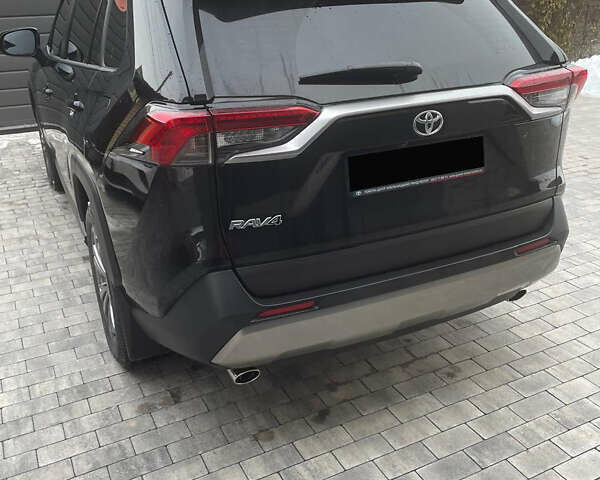 Чорний Тойота РАВ 4, об'ємом двигуна 1.99 л та пробігом 10 тис. км за 37000 $, фото 3 на Automoto.ua