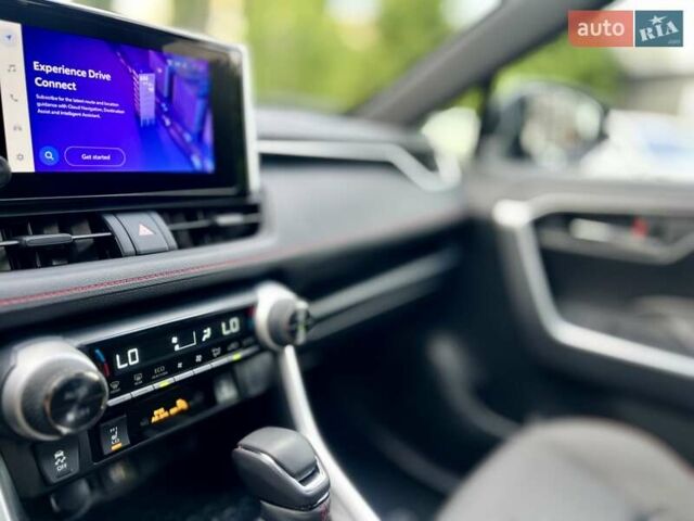 Черный Тойота РАВ 4, объемом двигателя 2.5 л и пробегом 2 тыс. км за 47500 $, фото 19 на Automoto.ua