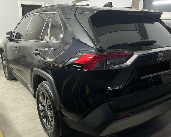 Чорний Тойота РАВ 4, об'ємом двигуна 1.99 л та пробігом 10 тис. км за 37000 $, фото 5 на Automoto.ua