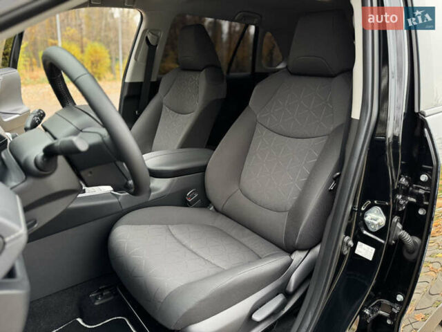 Черный Тойота РАВ 4, объемом двигателя 2.49 л и пробегом 30 тыс. км за 38200 $, фото 30 на Automoto.ua