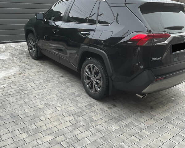 Чорний Тойота РАВ 4, об'ємом двигуна 1.99 л та пробігом 10 тис. км за 37000 $, фото 4 на Automoto.ua