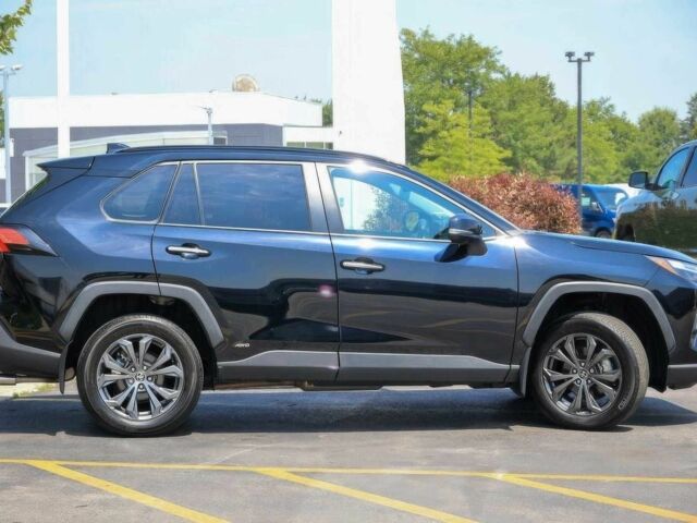 Тойота РАВ 4 2023 в Киеве на Automoto.ua Черный Тойота РАВ 4, объемом двигателя 2.5 л и пробегом 13 тыс. км за 16800 $, фото 2 на Automoto.ua