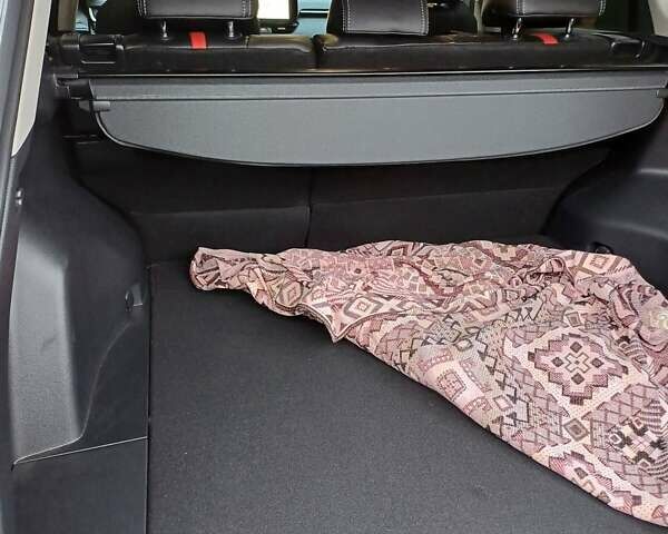 Черный Тойота РАВ 4, объемом двигателя 1.99 л и пробегом 18 тыс. км за 34000 $, фото 13 на Automoto.ua