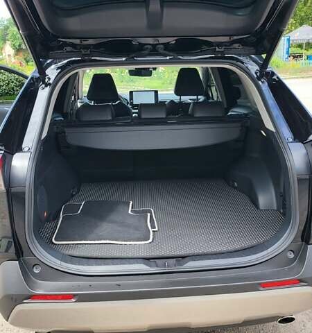 Черный Тойота РАВ 4, объемом двигателя 2.5 л и пробегом 10 тыс. км за 49500 $, фото 11 на Automoto.ua