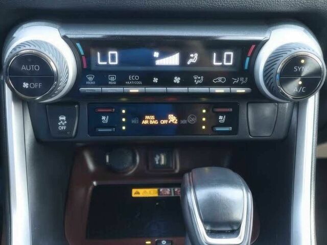 Чорний Тойота РАВ 4, об'ємом двигуна 2.5 л та пробігом 30 тис. км за 17000 $, фото 8 на Automoto.ua