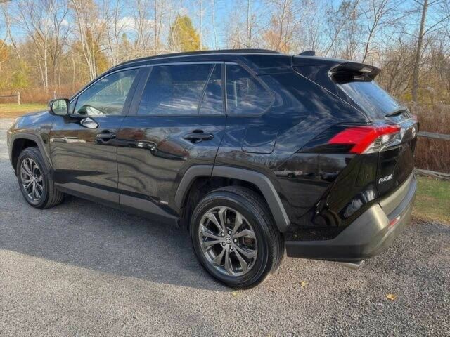 Черный Тойота РАВ 4, объемом двигателя 2.5 л и пробегом 16 тыс. км за 10400 $, фото 3 на Automoto.ua