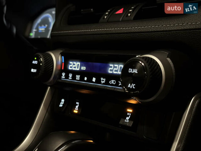 Черный Тойота РАВ 4, объемом двигателя 2.49 л и пробегом 30 тыс. км за 38200 $, фото 75 на Automoto.ua