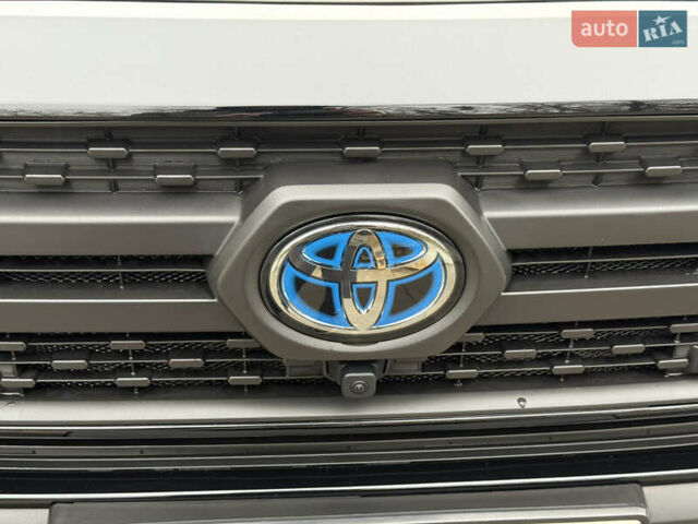 Чорний Тойота РАВ 4, об'ємом двигуна 2.49 л та пробігом 13 тис. км за 47500 $, фото 7 на Automoto.ua