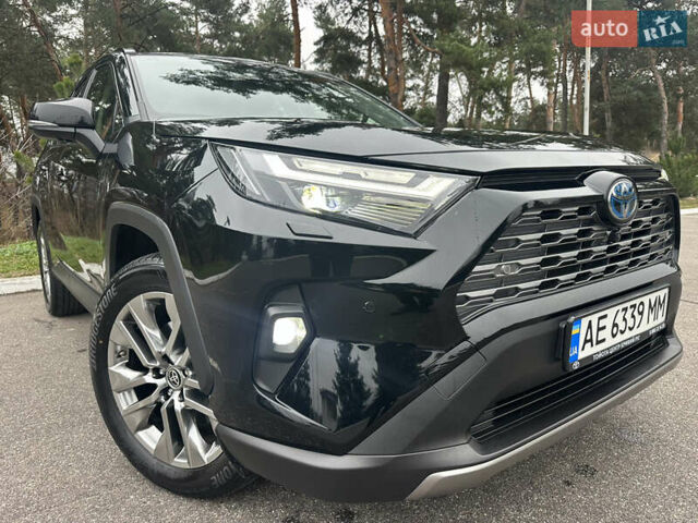 Черный Тойота РАВ 4, объемом двигателя 2.49 л и пробегом 20 тыс. км за 46750 $, фото 1 на Automoto.ua