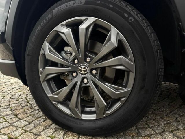 Чорний Тойота РАВ 4, об'ємом двигуна 2.4 л та пробігом 43 тис. км за 27300 $, фото 9 на Automoto.ua