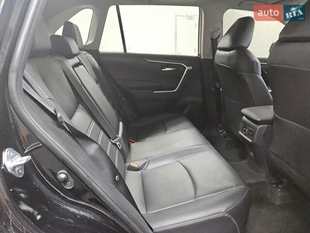 Чорний Тойота РАВ 4, об'ємом двигуна 2.49 л та пробігом 75 тис. км за 13500 $, фото 10 на Automoto.ua