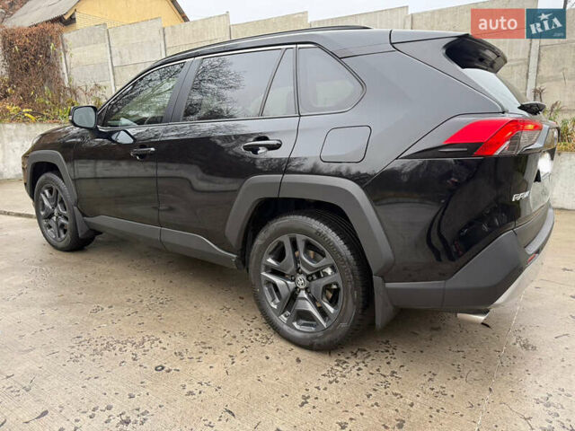 Чорний Тойота РАВ 4, об'ємом двигуна 2.49 л та пробігом 13 тис. км за 47500 $, фото 2 на Automoto.ua
