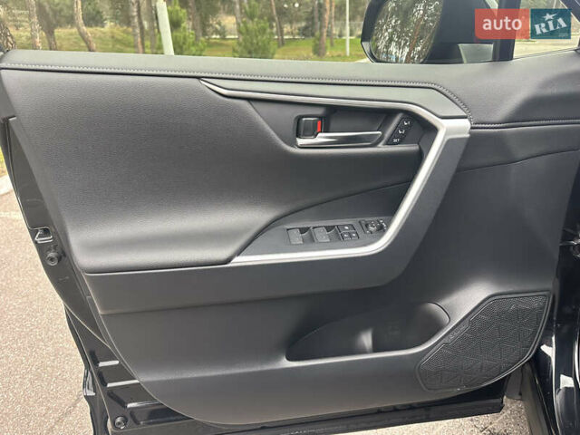 Черный Тойота РАВ 4, объемом двигателя 2.49 л и пробегом 20 тыс. км за 46750 $, фото 23 на Automoto.ua