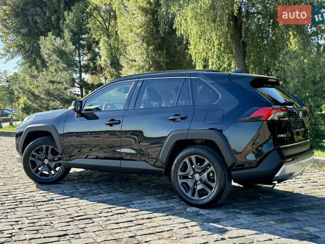 Чорний Тойота РАВ 4, об'ємом двигуна 2.49 л та пробігом 30 тис. км за 44555 $, фото 104 на Automoto.ua