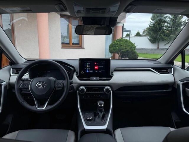 Чорний Тойота РАВ 4, об'ємом двигуна 2.4 л та пробігом 43 тис. км за 27300 $, фото 5 на Automoto.ua