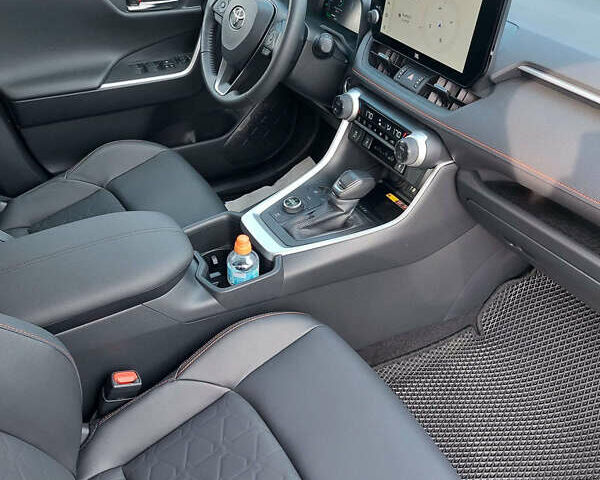 Черный Тойота РАВ 4, объемом двигателя 2.49 л и пробегом 6 тыс. км за 48500 $, фото 17 на Automoto.ua