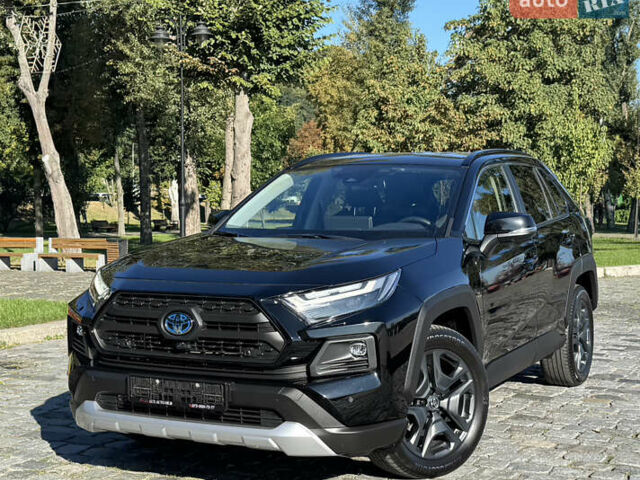 Чорний Тойота РАВ 4, об'ємом двигуна 2.49 л та пробігом 30 тис. км за 44555 $, фото 3 на Automoto.ua
