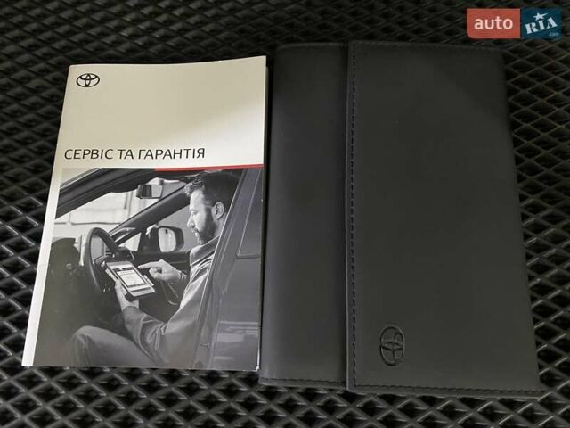 Черный Тойота РАВ 4, объемом двигателя 2.49 л и пробегом 17 тыс. км за 45555 $, фото 32 на Automoto.ua