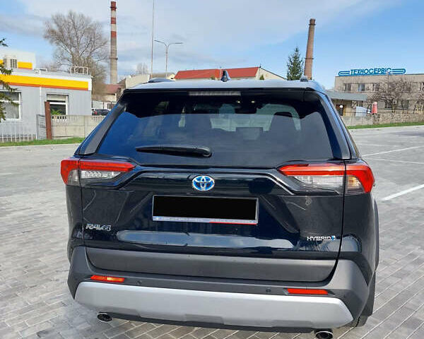 Черный Тойота РАВ 4, объемом двигателя 2.49 л и пробегом 6 тыс. км за 48500 $, фото 1 на Automoto.ua