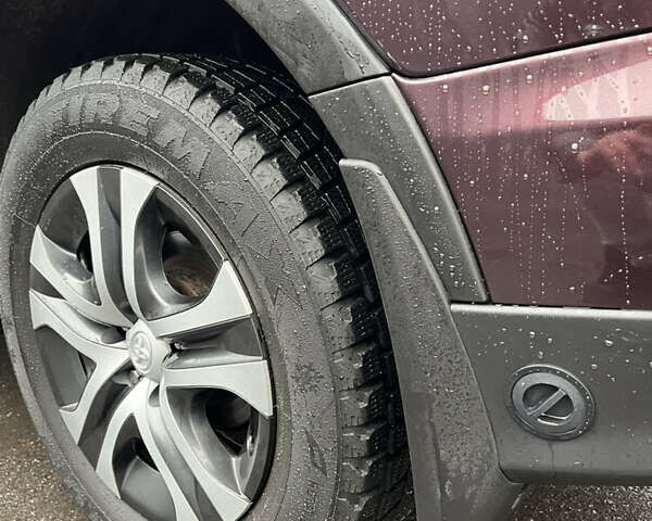 Фиолетовый Тойота РАВ 4, объемом двигателя 2.49 л и пробегом 105 тыс. км за 19800 $, фото 12 на Automoto.ua