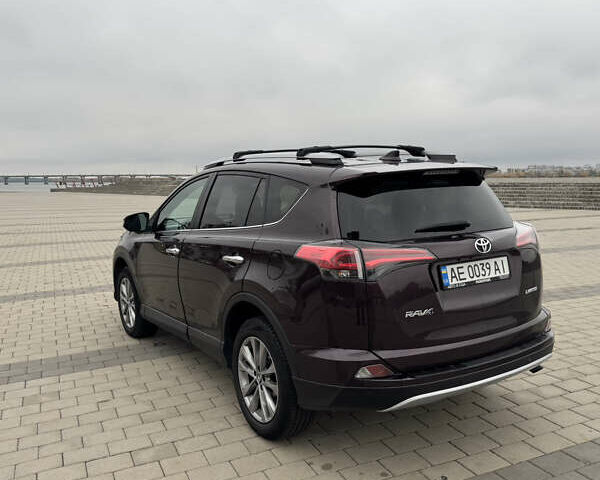 Тойота РАВ 4 2017 в Днепре (Днепропетровске) на Automoto.ua Фиолетовый Тойота РАВ 4, объемом двигателя 2.49 л и пробегом 119 тыс. км за 21500 $, фото 4 на Automoto.ua