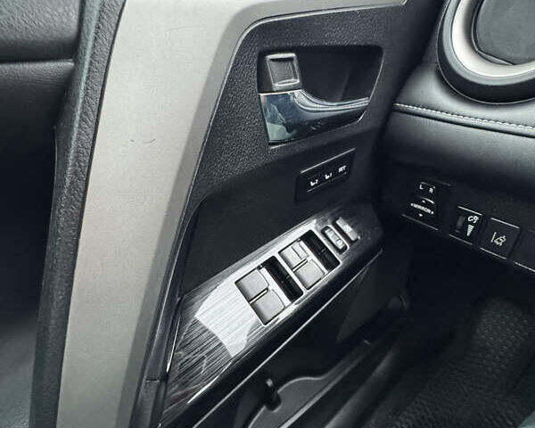 Тойота РАВ 4 2017 в Днепре (Днепропетровске) на Automoto.ua Фиолетовый Тойота РАВ 4, объемом двигателя 2.49 л и пробегом 119 тыс. км за 21500 $, фото 19 на Automoto.ua