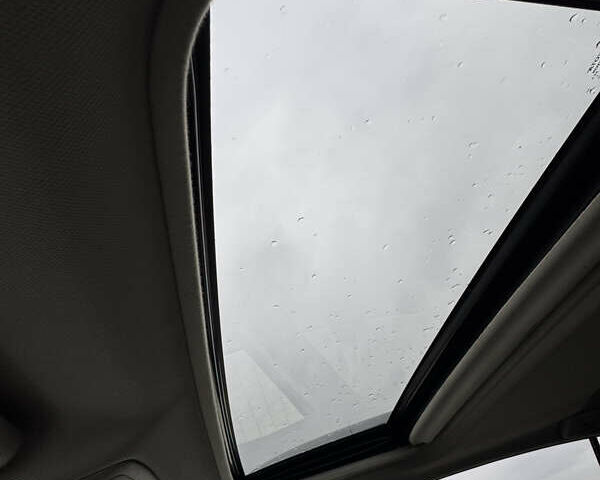 Тойота РАВ 4 2017 в Днепре (Днепропетровске) на Automoto.ua Фиолетовый Тойота РАВ 4, объемом двигателя 2.49 л и пробегом 119 тыс. км за 21500 $, фото 23 на Automoto.ua