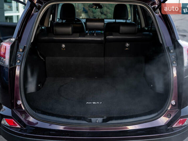 Фиолетовый Тойота РАВ 4, объемом двигателя 2.49 л и пробегом 159 тыс. км за 17500 $, фото 45 на Automoto.ua