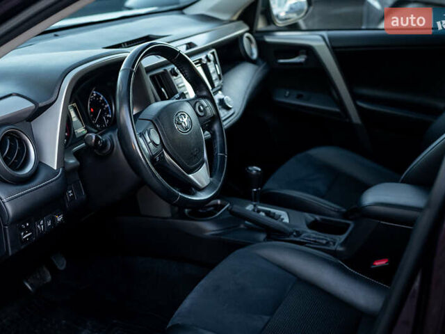 Фиолетовый Тойота РАВ 4, объемом двигателя 2.49 л и пробегом 159 тыс. км за 17500 $, фото 24 на Automoto.ua