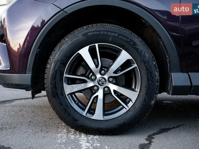 Фиолетовый Тойота РАВ 4, объемом двигателя 2.49 л и пробегом 159 тыс. км за 17500 $, фото 18 на Automoto.ua