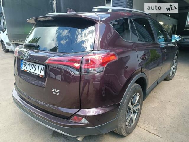 Фиолетовый Тойота РАВ 4, объемом двигателя 2.5 л и пробегом 140 тыс. км за 17200 $, фото 1 на Automoto.ua