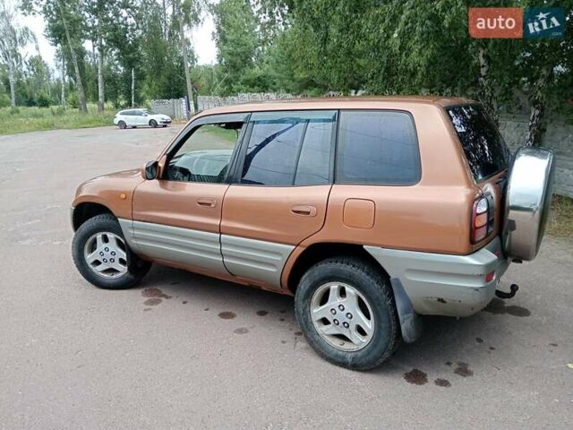 Коричневый Тойота РАВ 4, объемом двигателя 2 л и пробегом 218 тыс. км за 5000 $, фото 9 на Automoto.ua