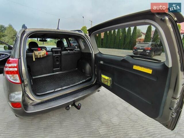 Коричневый Тойота РАВ 4, объемом двигателя 2.2 л и пробегом 225 тыс. км за 11950 $, фото 8 на Automoto.ua