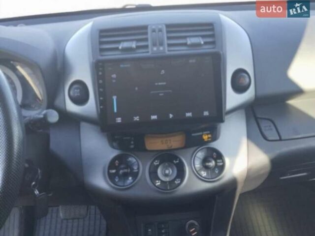 Коричневый Тойота РАВ 4, объемом двигателя 2.2 л и пробегом 202 тыс. км за 12800 $, фото 7 на Automoto.ua