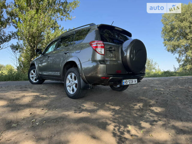 Коричневий Тойота РАВ 4, об'ємом двигуна 2.36 л та пробігом 280 тис. км за 11900 $, фото 2 на Automoto.ua