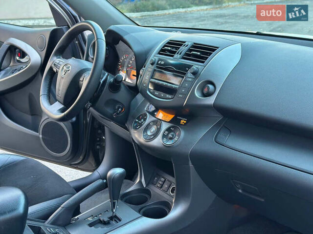 Коричневый Тойота РАВ 4, объемом двигателя 2 л и пробегом 67 тыс. км за 14800 $, фото 25 на Automoto.ua