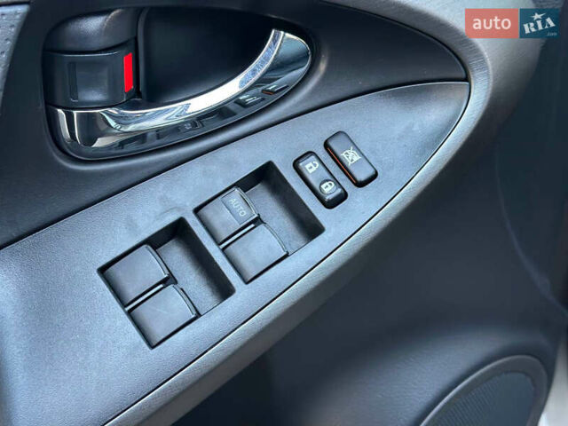 Коричневый Тойота РАВ 4, объемом двигателя 2 л и пробегом 67 тыс. км за 14800 $, фото 18 на Automoto.ua