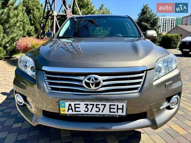 Коричневый Тойота РАВ 4, объемом двигателя 2 л и пробегом 60 тыс. км за 15700 $, фото 2 на Automoto.ua