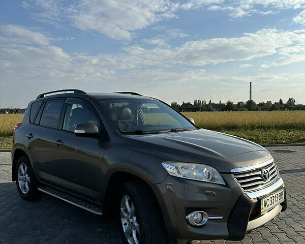 Коричневый Тойота РАВ 4, объемом двигателя 2 л и пробегом 253 тыс. км за 12500 $, фото 12 на Automoto.ua