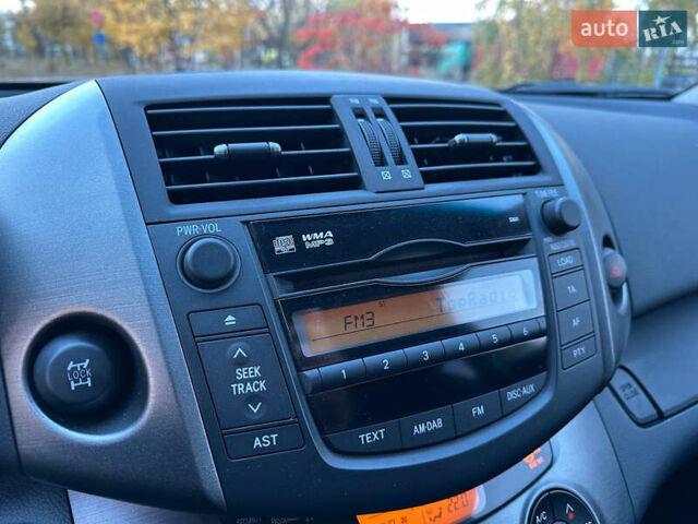 Коричневый Тойота РАВ 4, объемом двигателя 2 л и пробегом 67 тыс. км за 14800 $, фото 42 на Automoto.ua