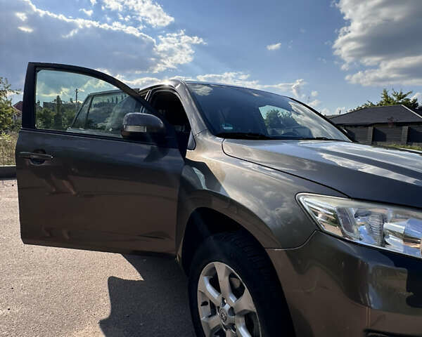 Коричневый Тойота РАВ 4, объемом двигателя 2.23 л и пробегом 228 тыс. км за 11000 $, фото 6 на Automoto.ua