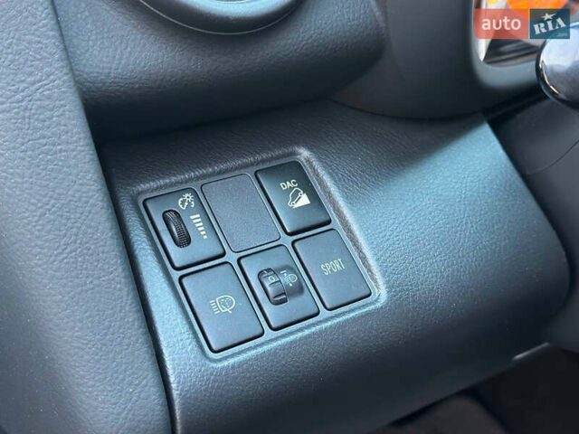 Коричневый Тойота РАВ 4, объемом двигателя 2 л и пробегом 67 тыс. км за 14800 $, фото 19 на Automoto.ua