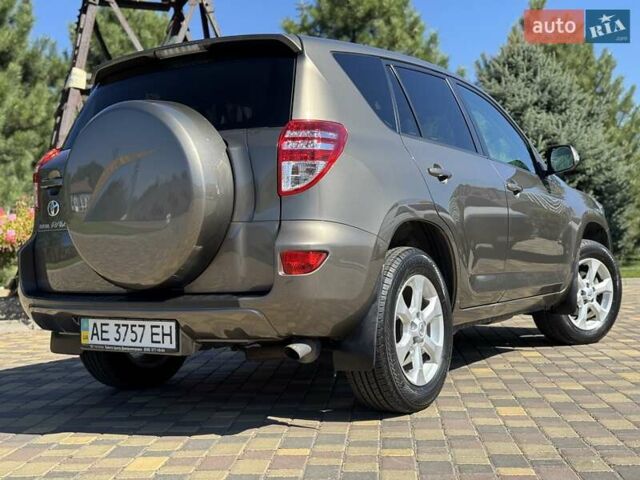 Коричневый Тойота РАВ 4, объемом двигателя 0 л и пробегом 60 тыс. км за 16000 $, фото 18 на Automoto.ua