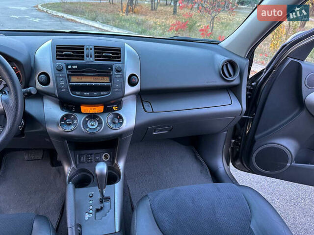 Коричневый Тойота РАВ 4, объемом двигателя 2 л и пробегом 67 тыс. км за 14800 $, фото 30 на Automoto.ua